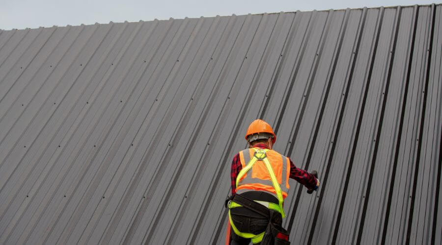 Professional metal roof installation services in Hazlehurst, GA